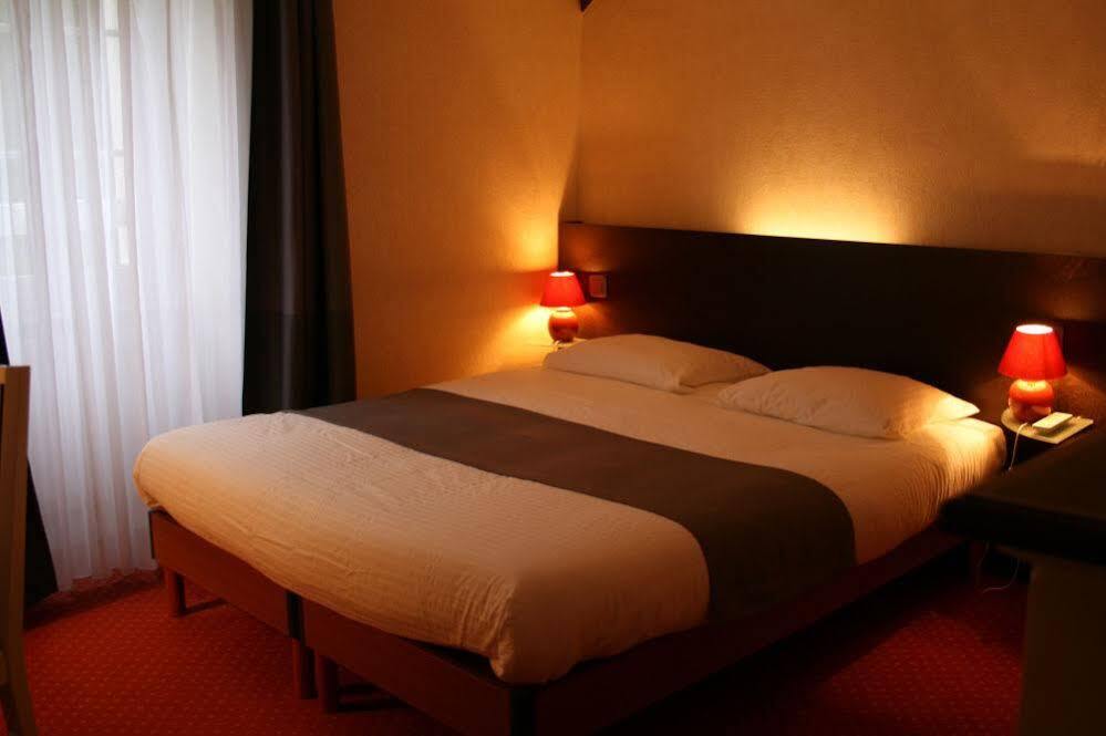 Le Troncais Hotel